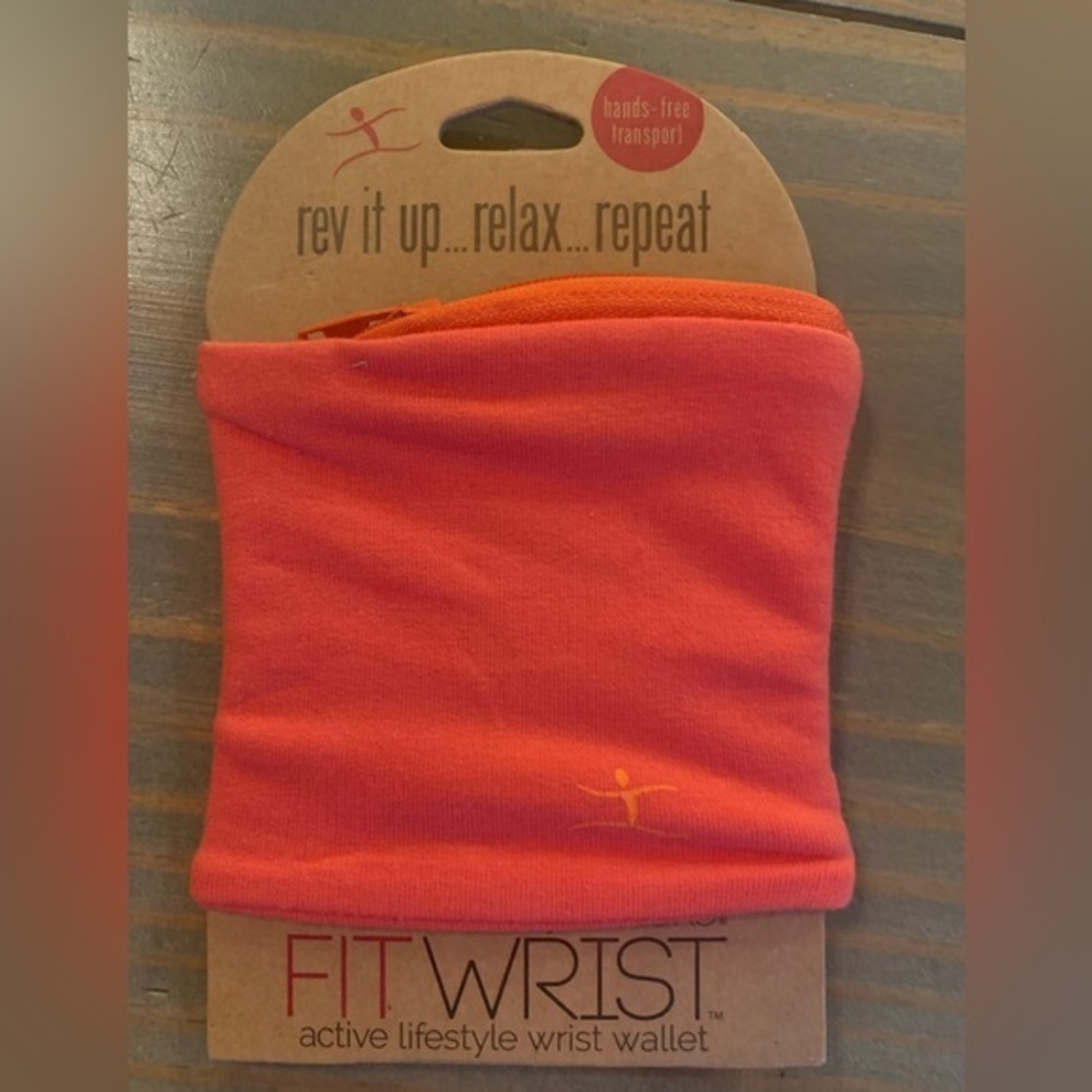 FIT WRIST wrist wallet by FIT KICKS exercise fitness NWT